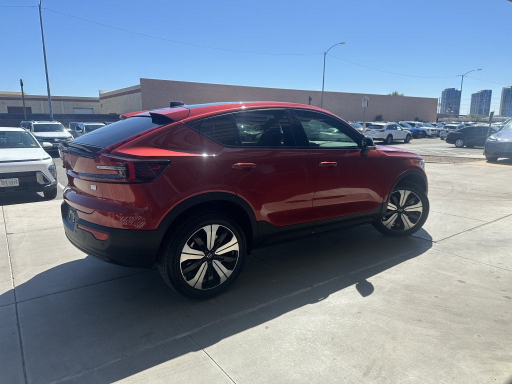 Used 2023 Volvo C40 P8 Recharge Plus AWD/4WD image 3