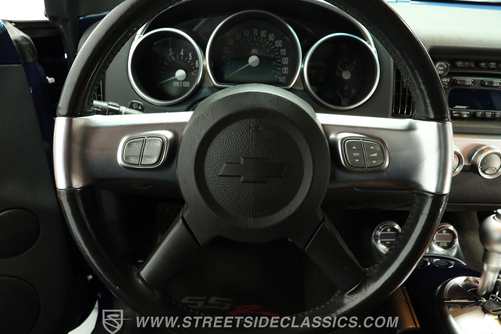 Used 2005 Chevrolet SSR w/ Preferred Equipment Group RWD image 35