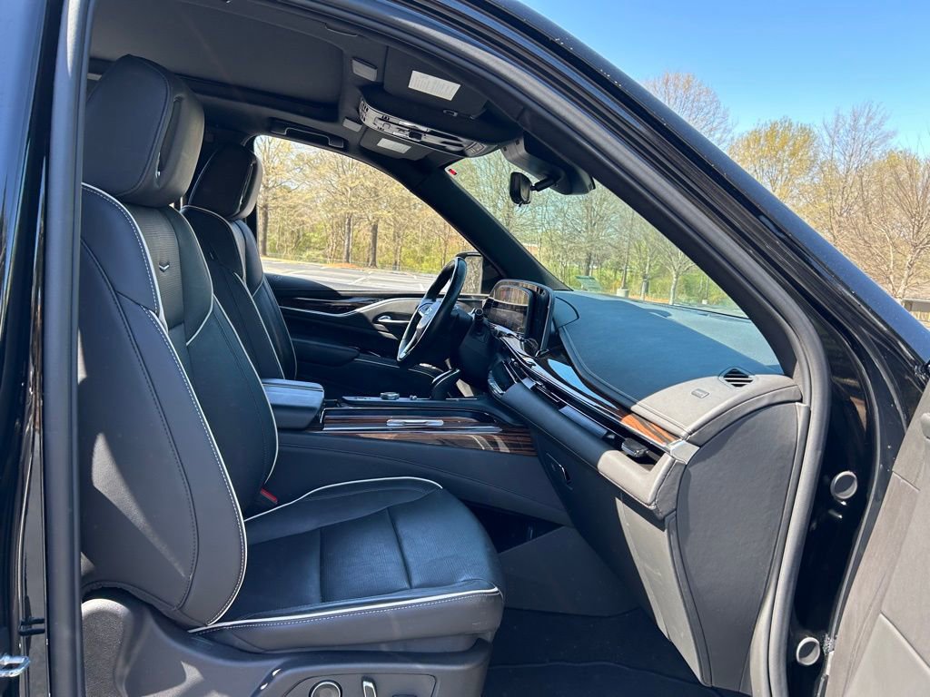 Used 2024 Cadillac Escalade ESV Premium Luxury RWD image 54
