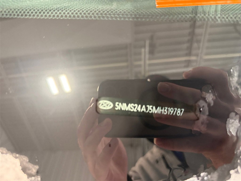 Used 2021 Hyundai Santa Fe SEL w/ Cargo Package image 31