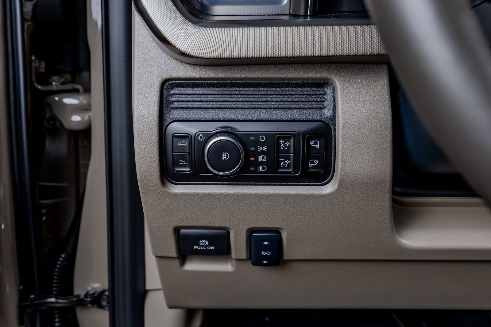 Used 2026 Ford F450 Platinum AWD/4WD image 21