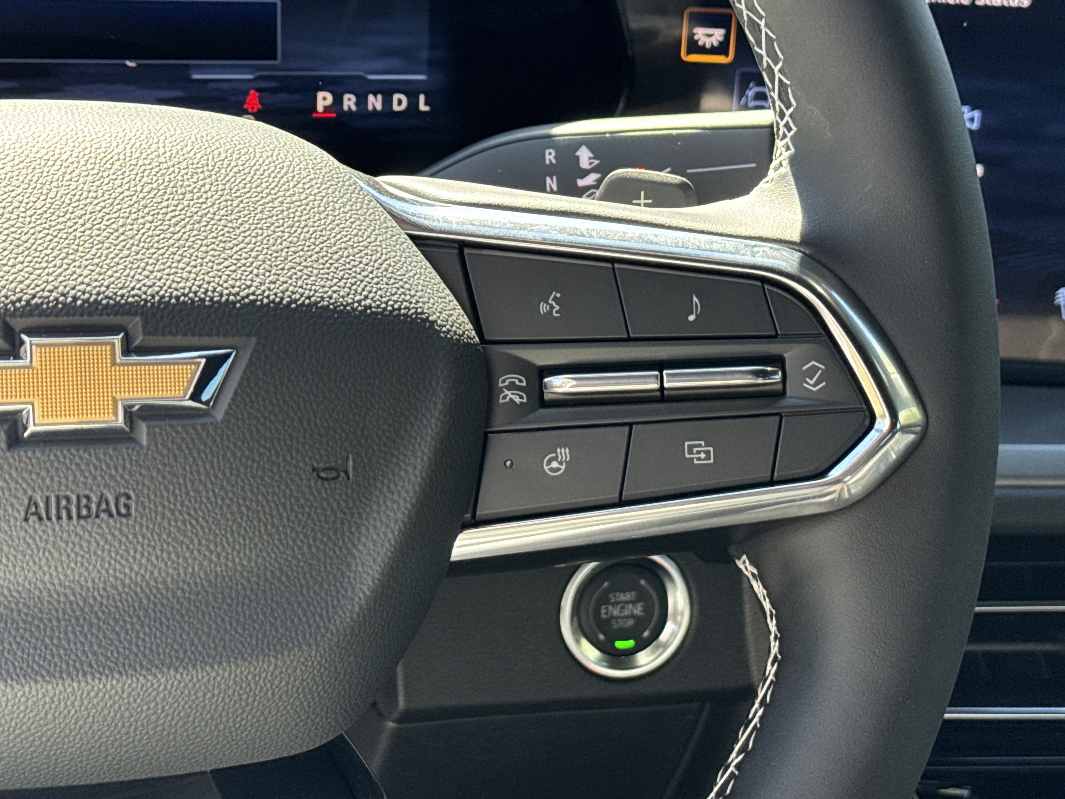 New 2027 Chevrolet Traverse LT w/ LPO, Floor Liner Package FWD image 27