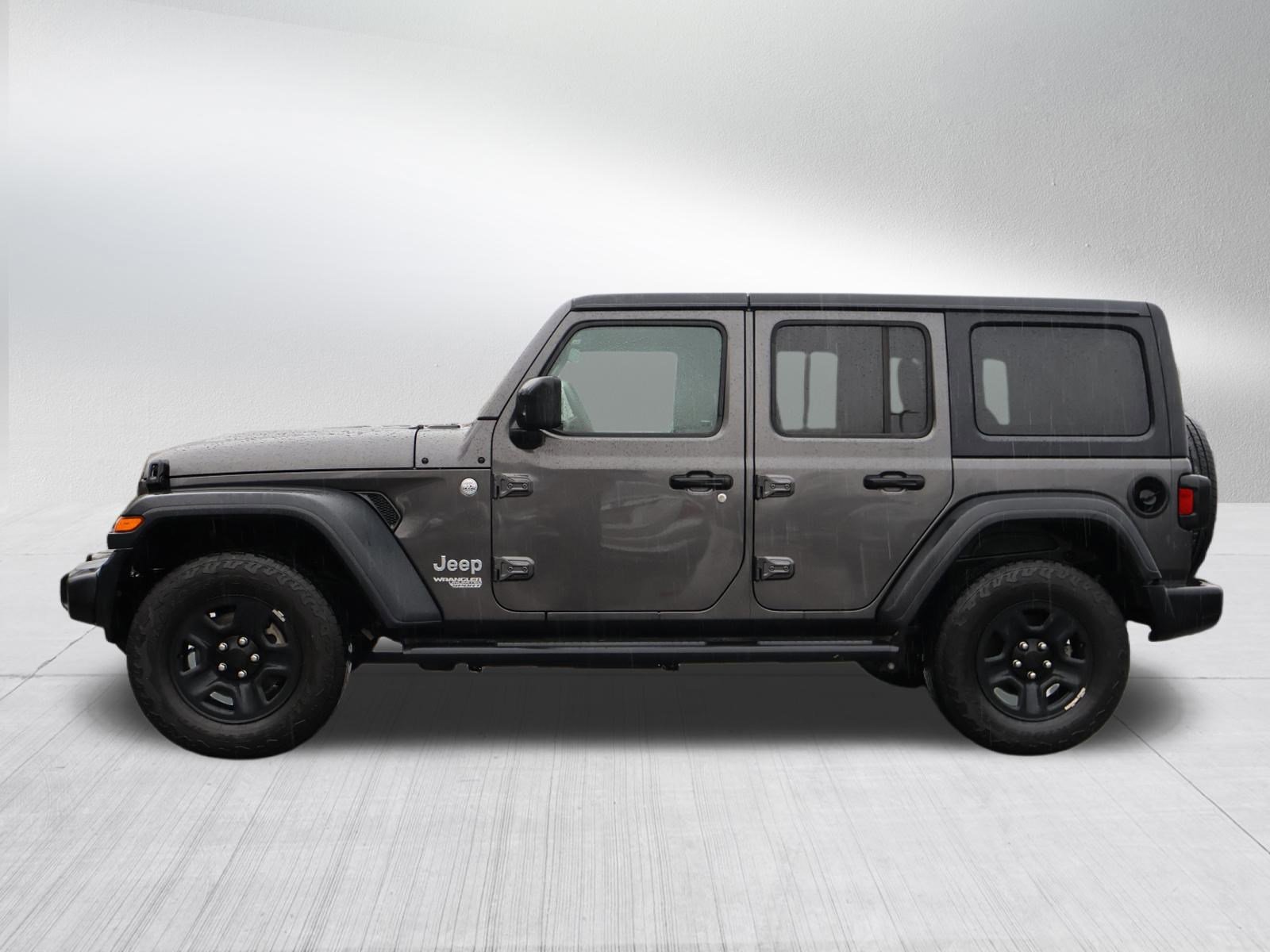 Used 2018 Jeep Wrangler Unlimited Sport image 4