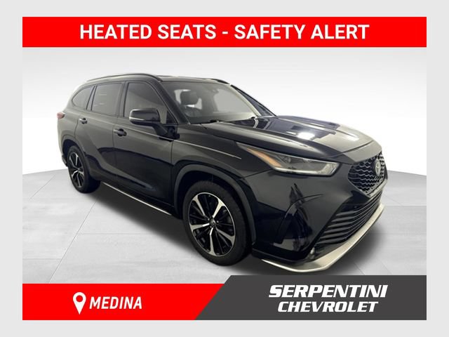 Used 2021 Toyota Highlander XSE