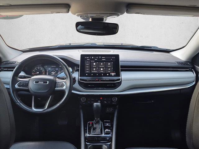 Used 2022 Jeep Compass Limited image 17