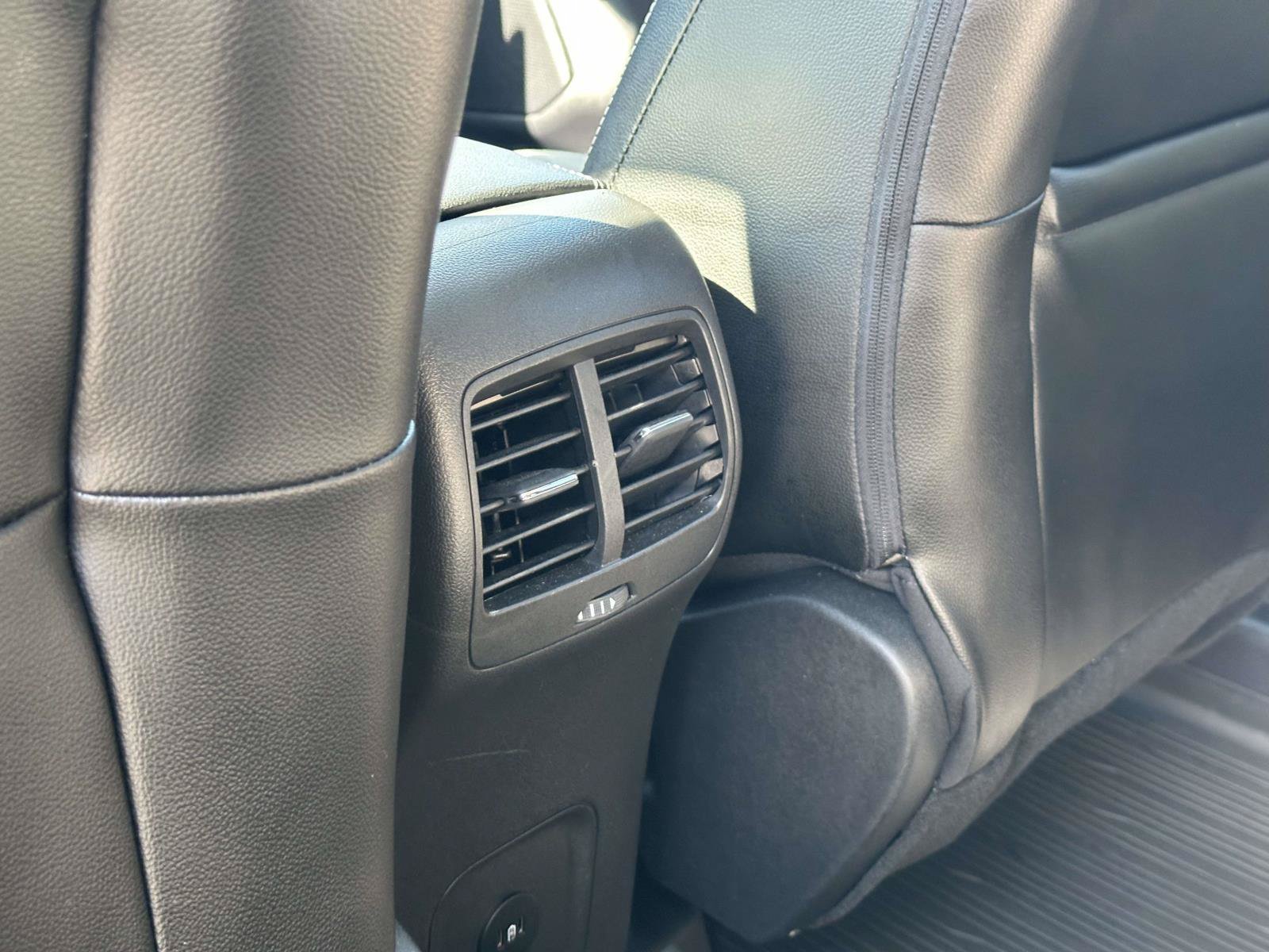 Used 2024 Ford Escape SE w/ PHEV Premium Package FWD image 25