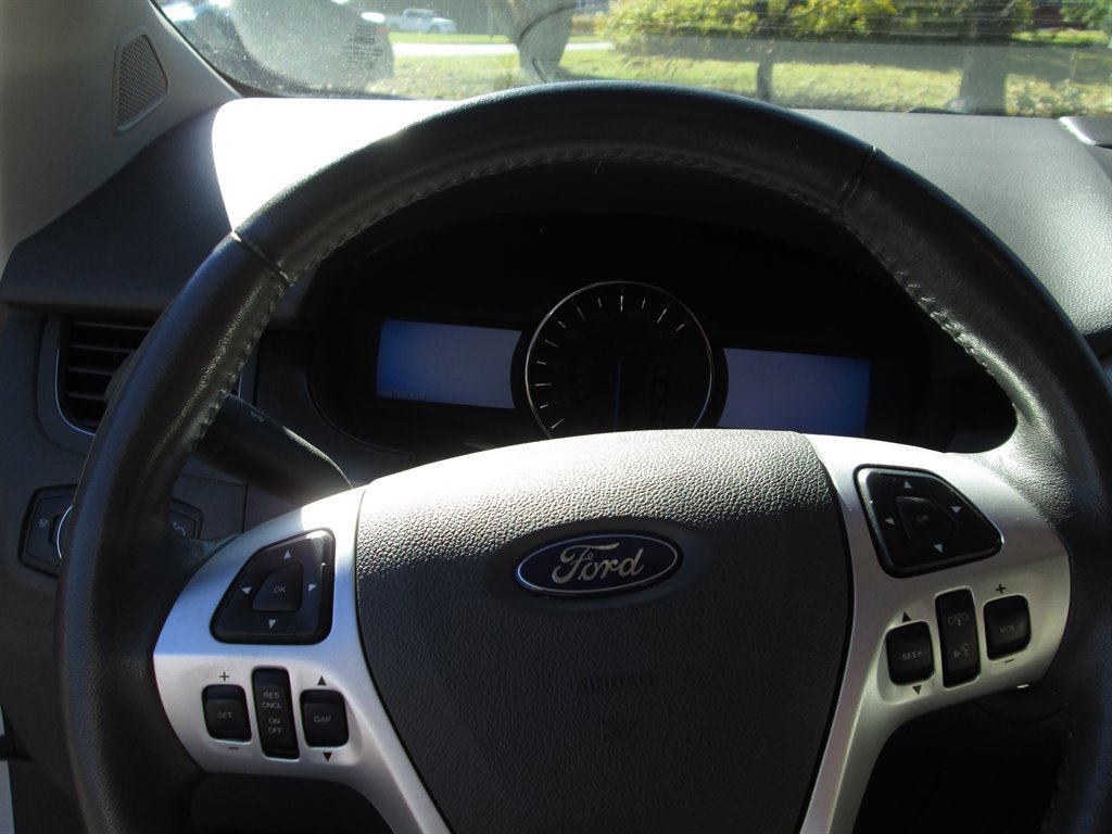 Used 2013 Ford Edge Limited image 13