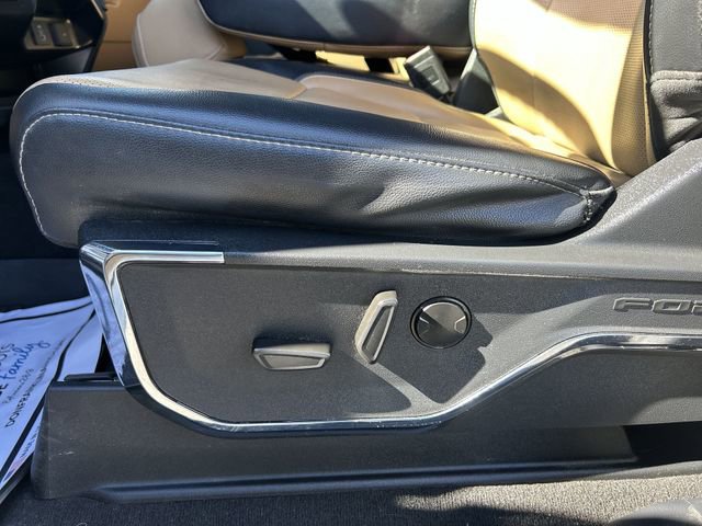 Used 2024 Ford F350 Lariat w/ Chrome Package image 18