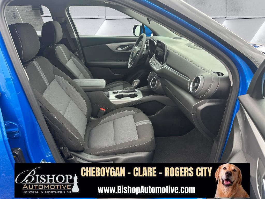 Used 2025 Chevrolet Blazer LT image 26