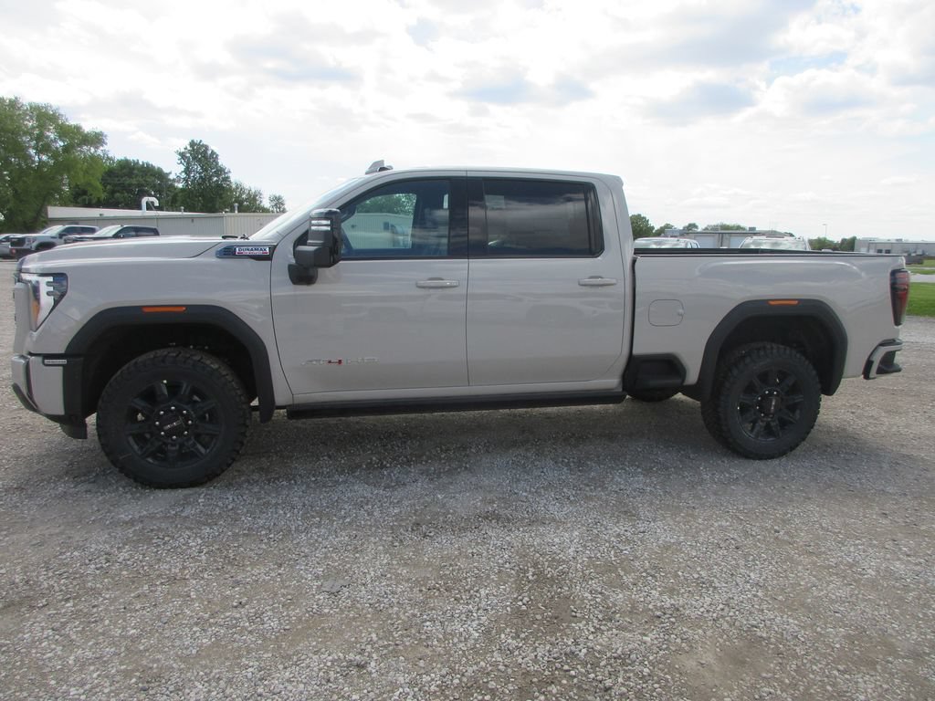 New 2026 GMC Sierra 3500 AT4 w/ AT4 Premium Plus Package AWD/4WD image 10