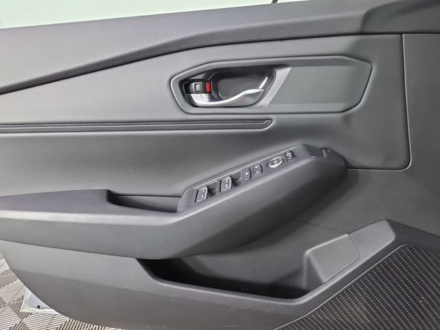 Used 2023 Honda Accord EX image 34