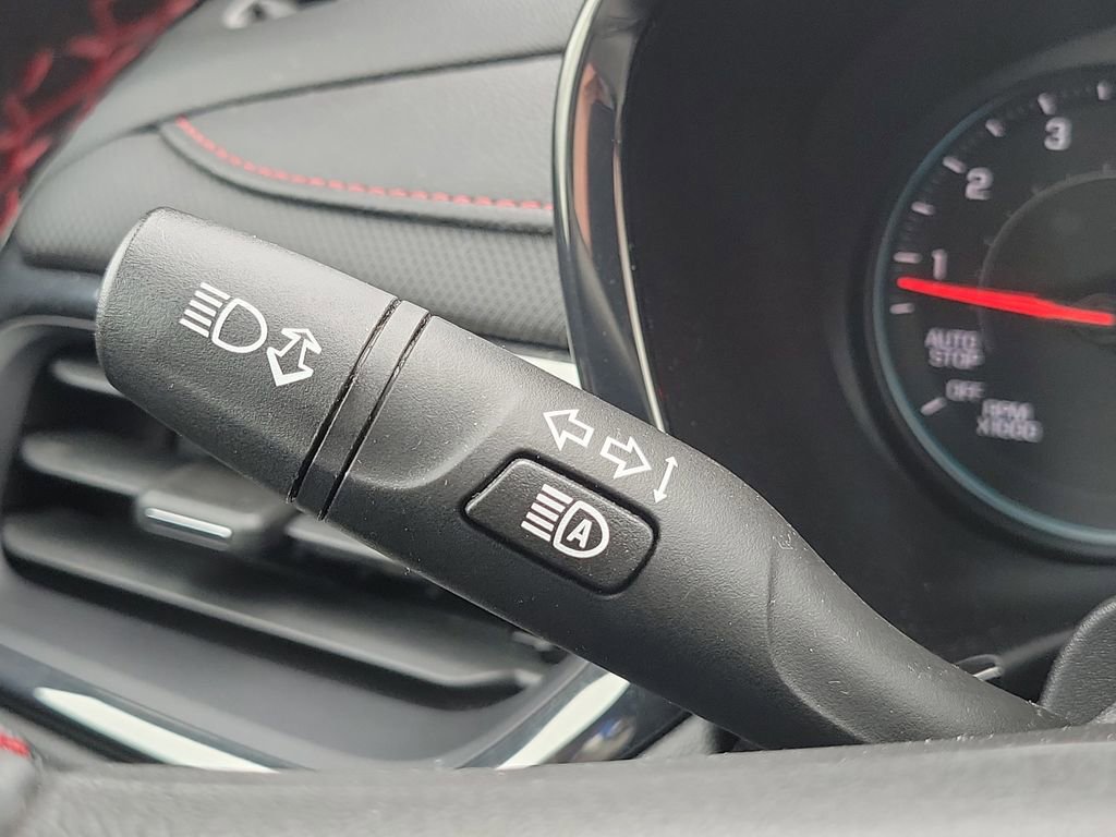 Used 2023 Chevrolet Equinox RS image 11