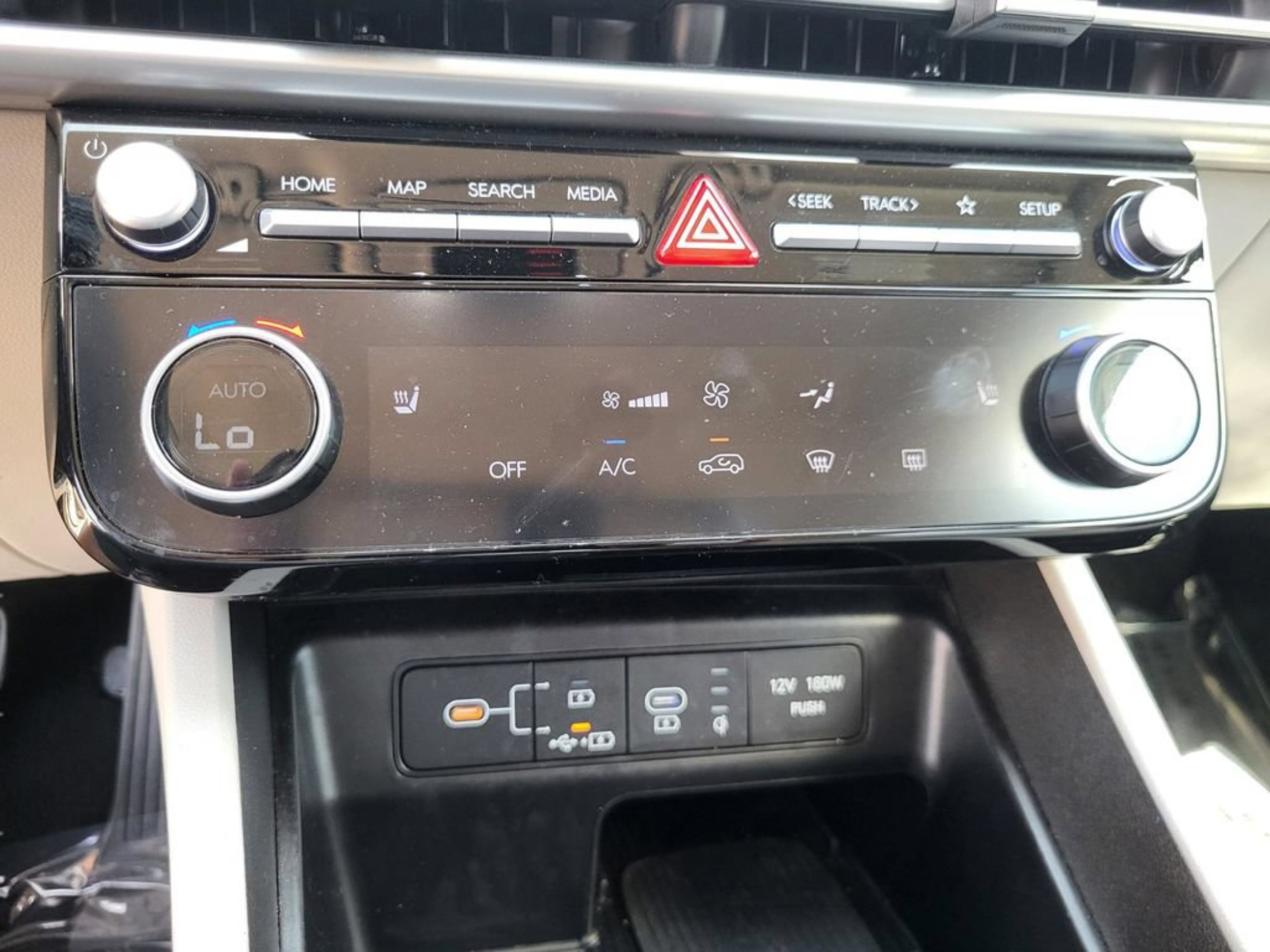 Used 2025 Hyundai Tucson SEL FWD image 24