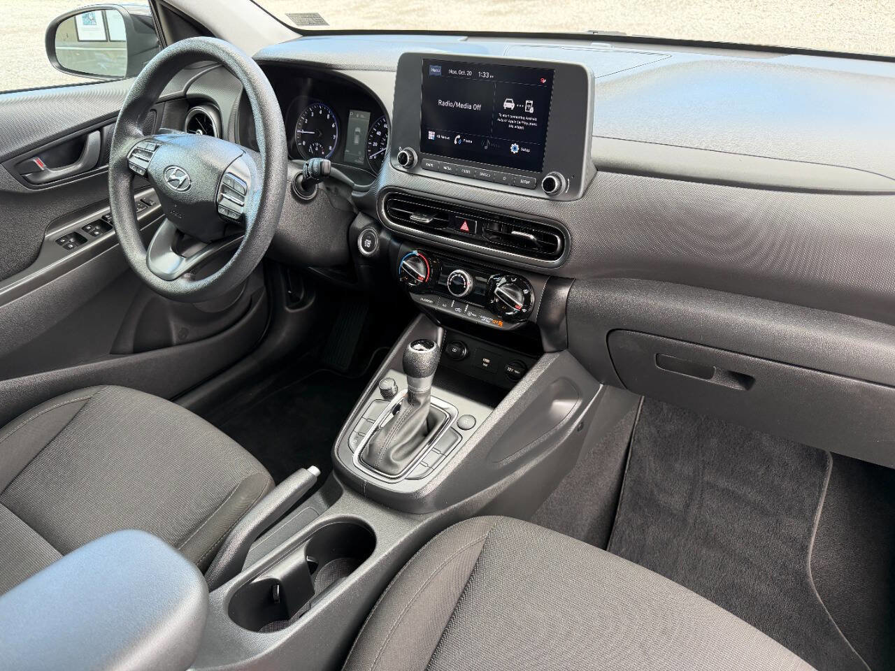 Used 2023 Hyundai Kona SEL w/ Cargo Package image 15