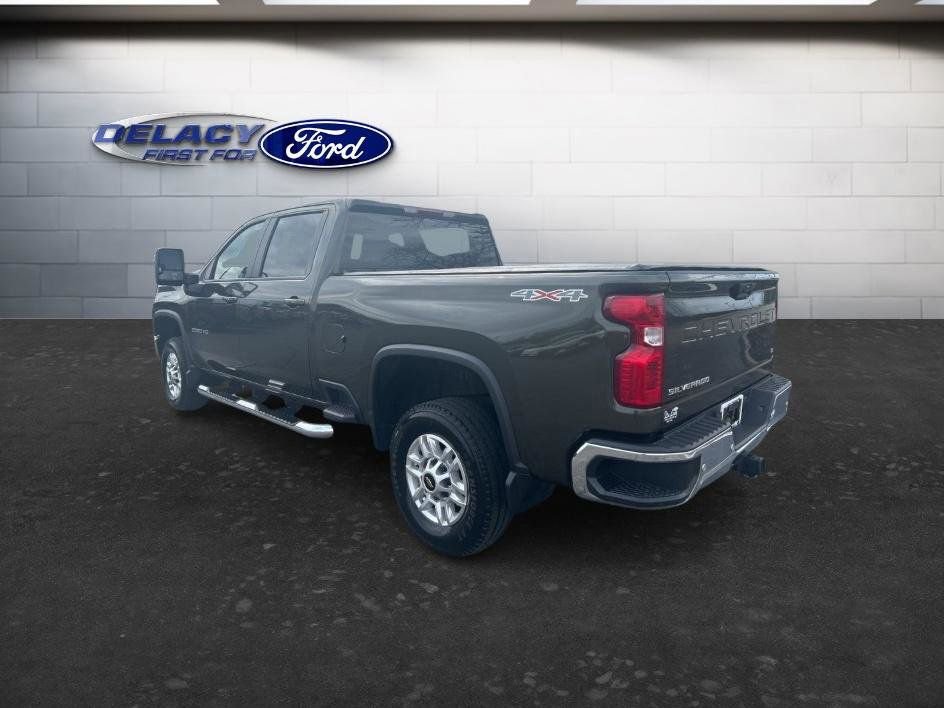 Used 2022 Chevrolet Silverado 2500 LT w/ All Star Edition AWD/4WD image 3