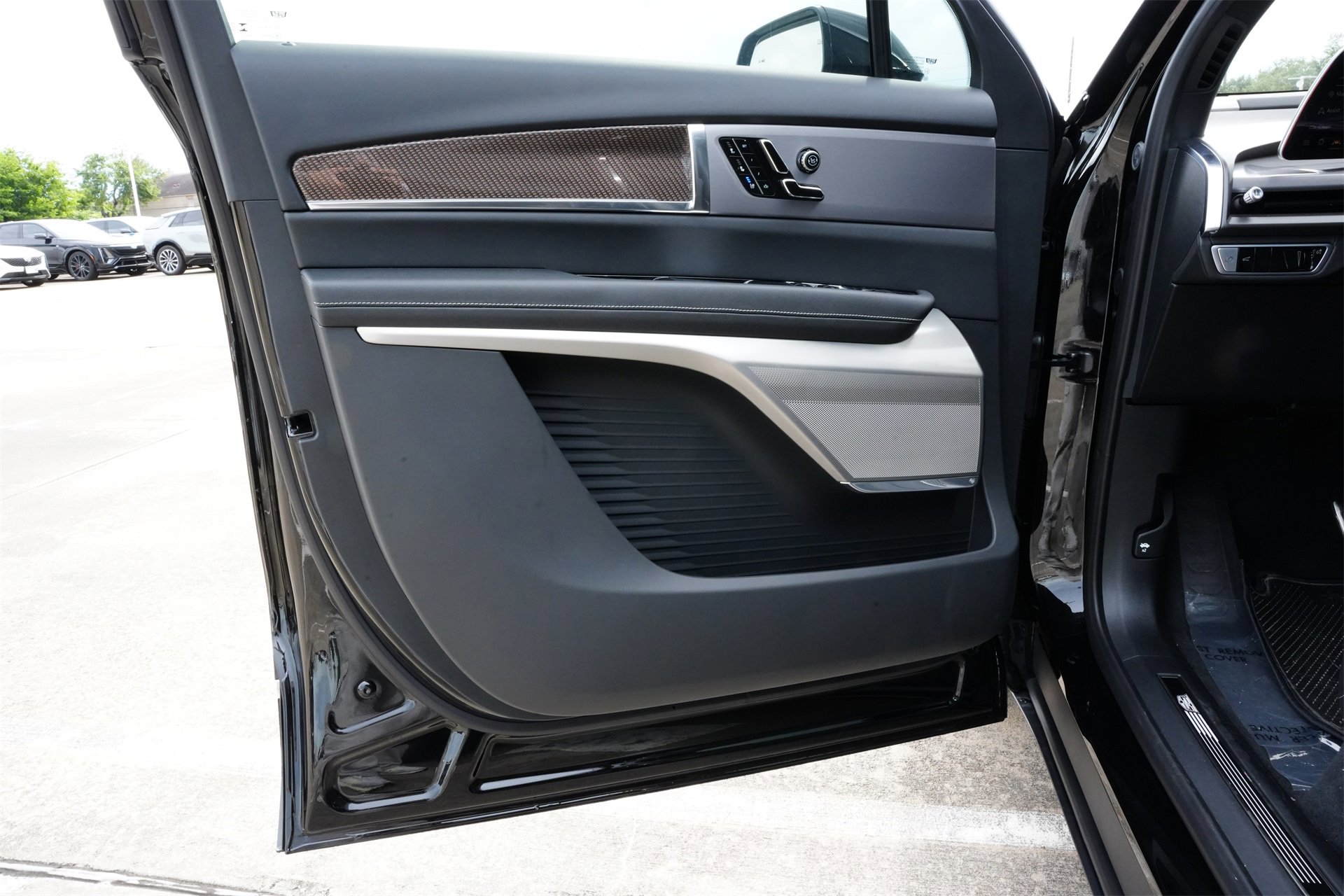 New 2026 Cadillac Vistiq Luxury image 18