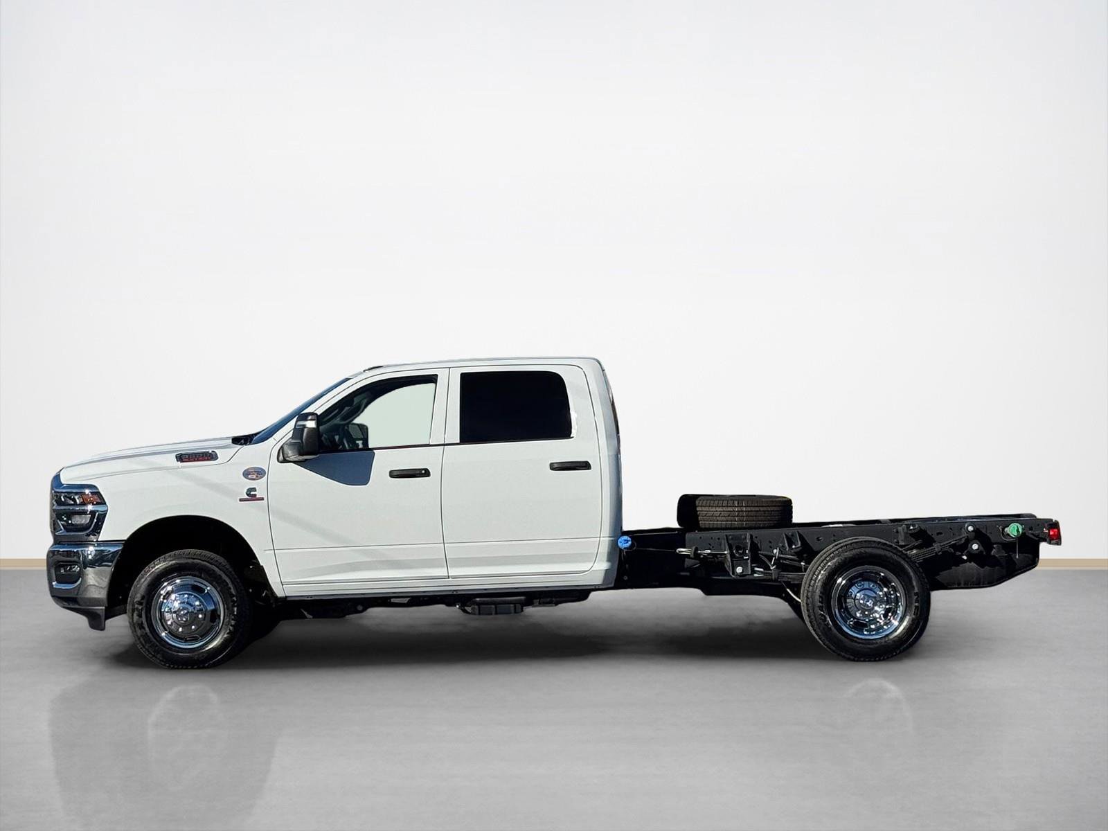 New 2026 RAM 3500 Tradesman w/ Chrome Appearance Group A image 4