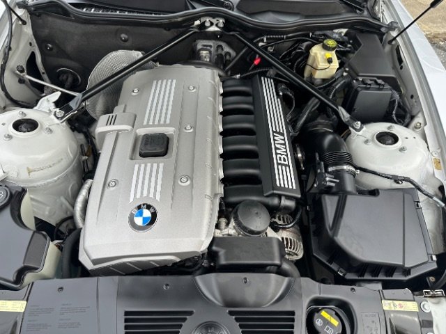 Used 2006 BMW Z4 3.0i image 10