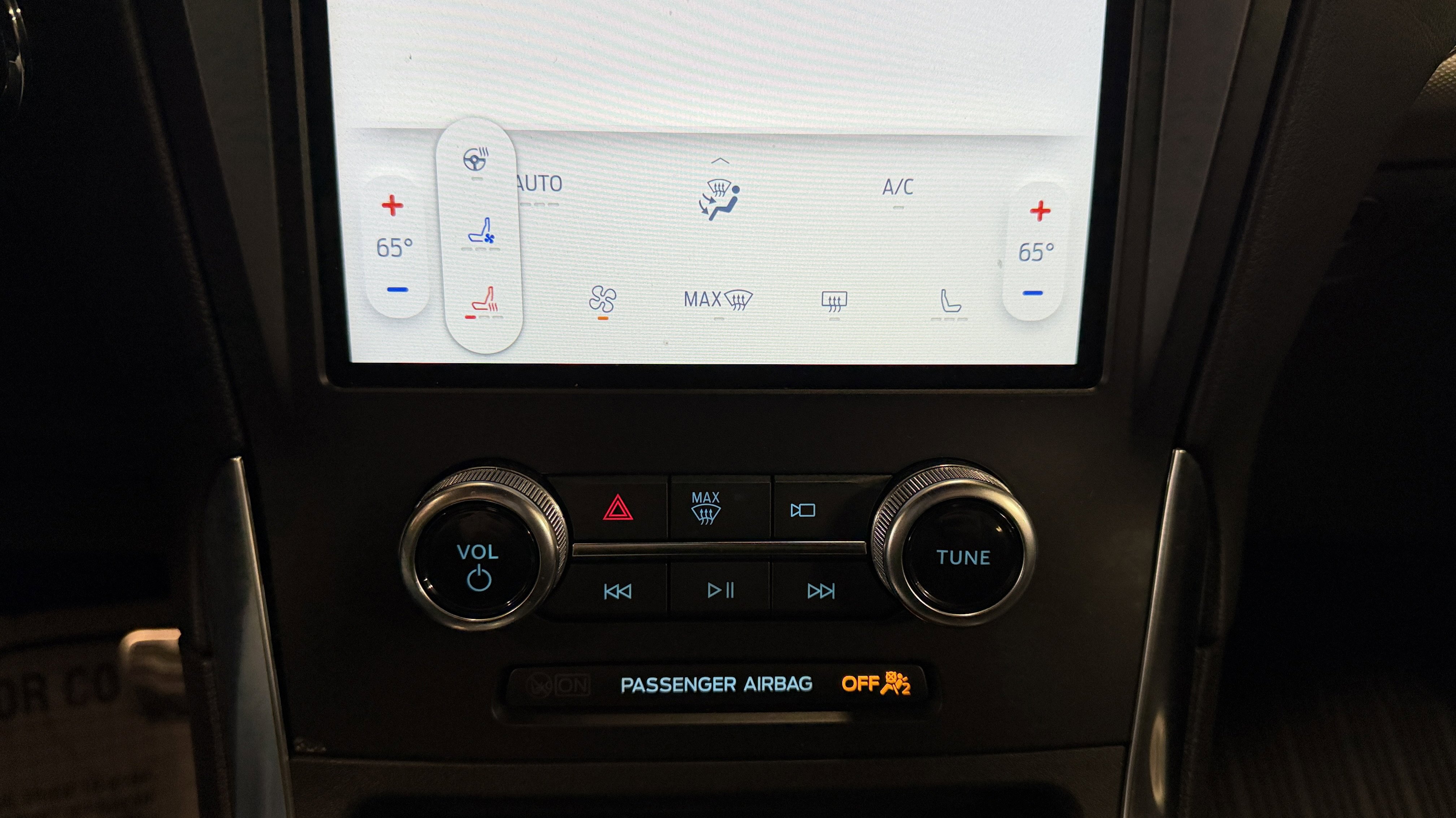 Used 2024 Ford Edge ST w/ Equipment Group 401A image 12