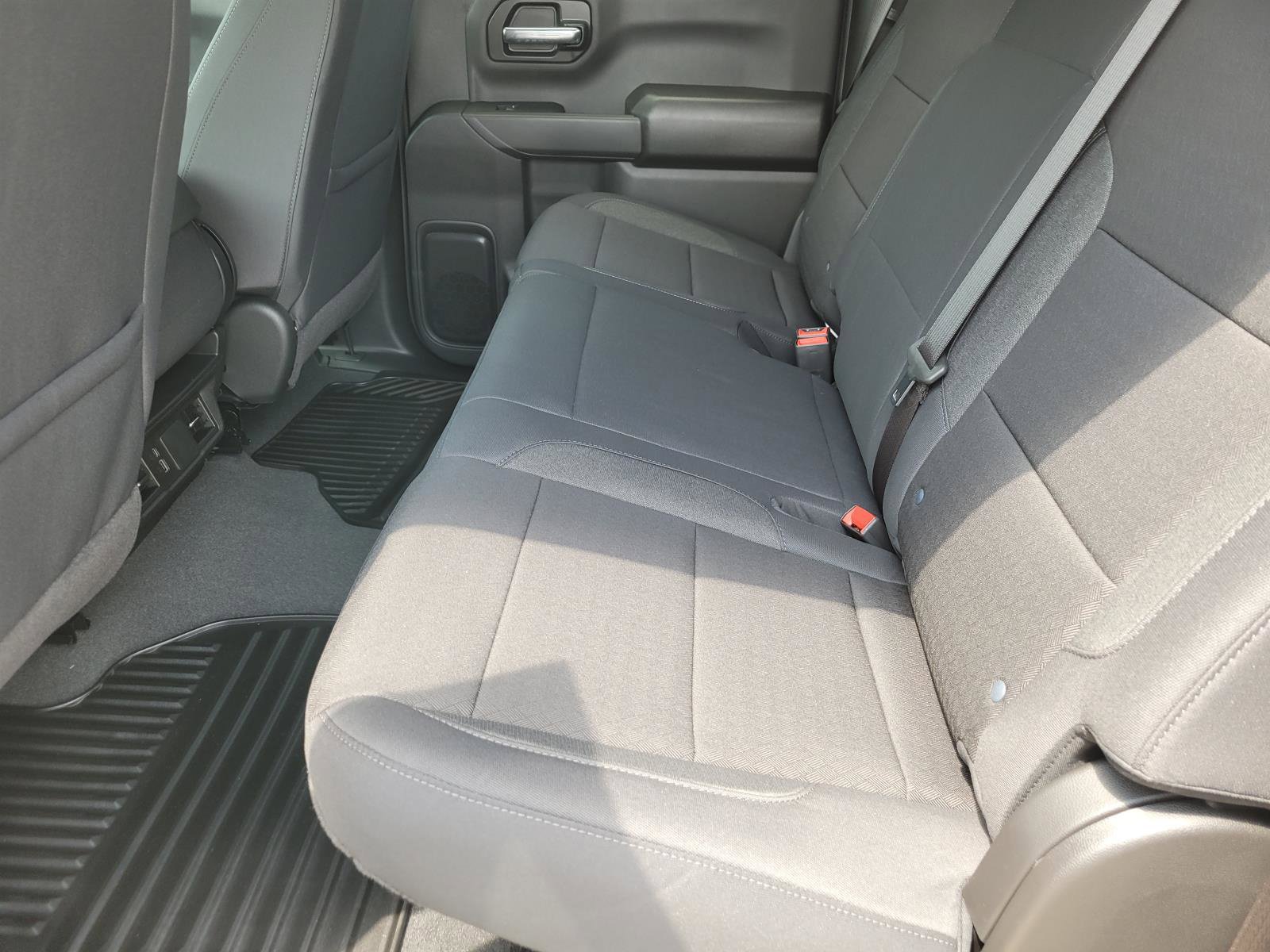 New 2026 Chevrolet Silverado 1500 Custom RWD image 7