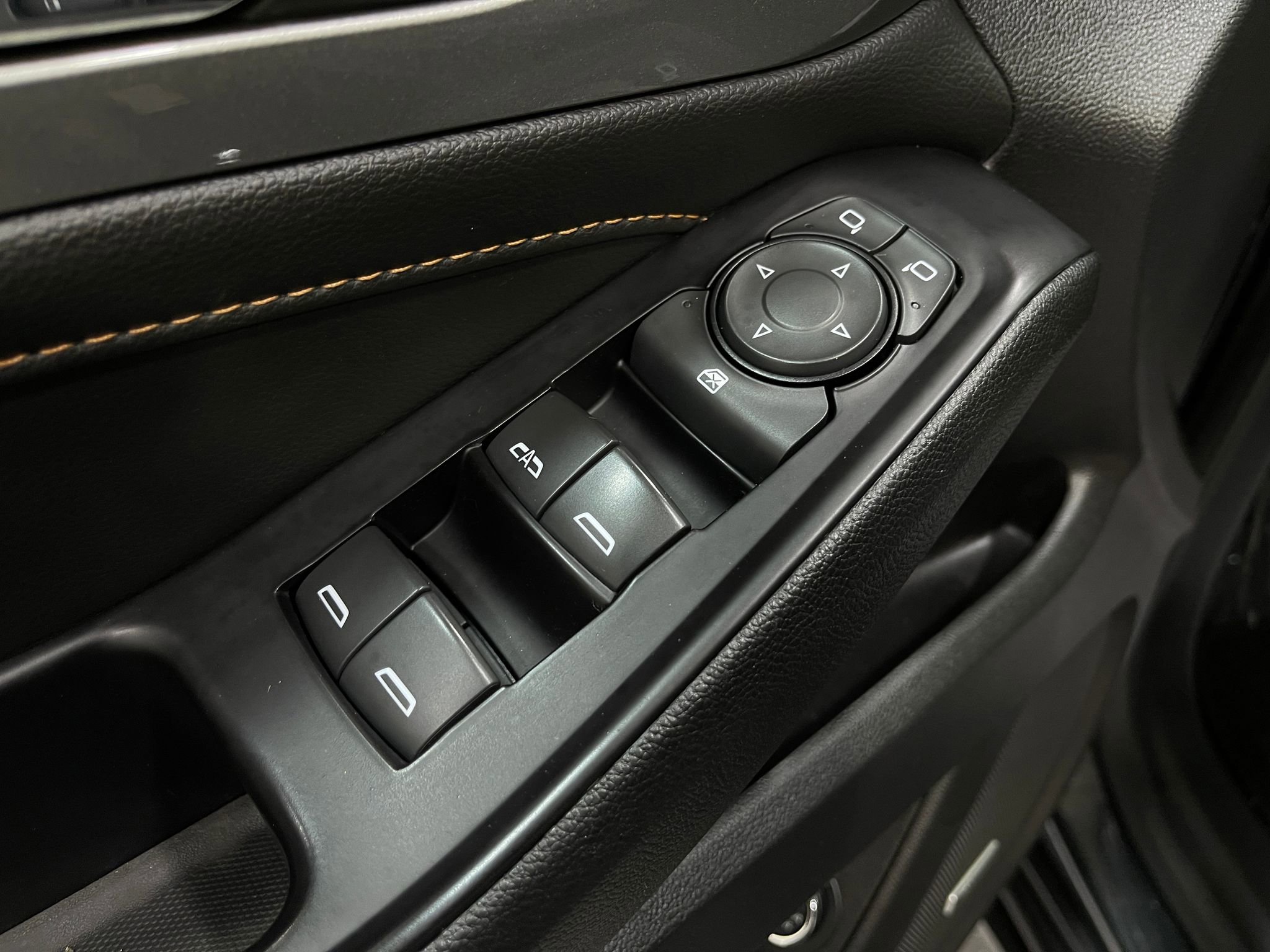 Used 2019 Chevrolet Traverse RS AWD/4WD image 16