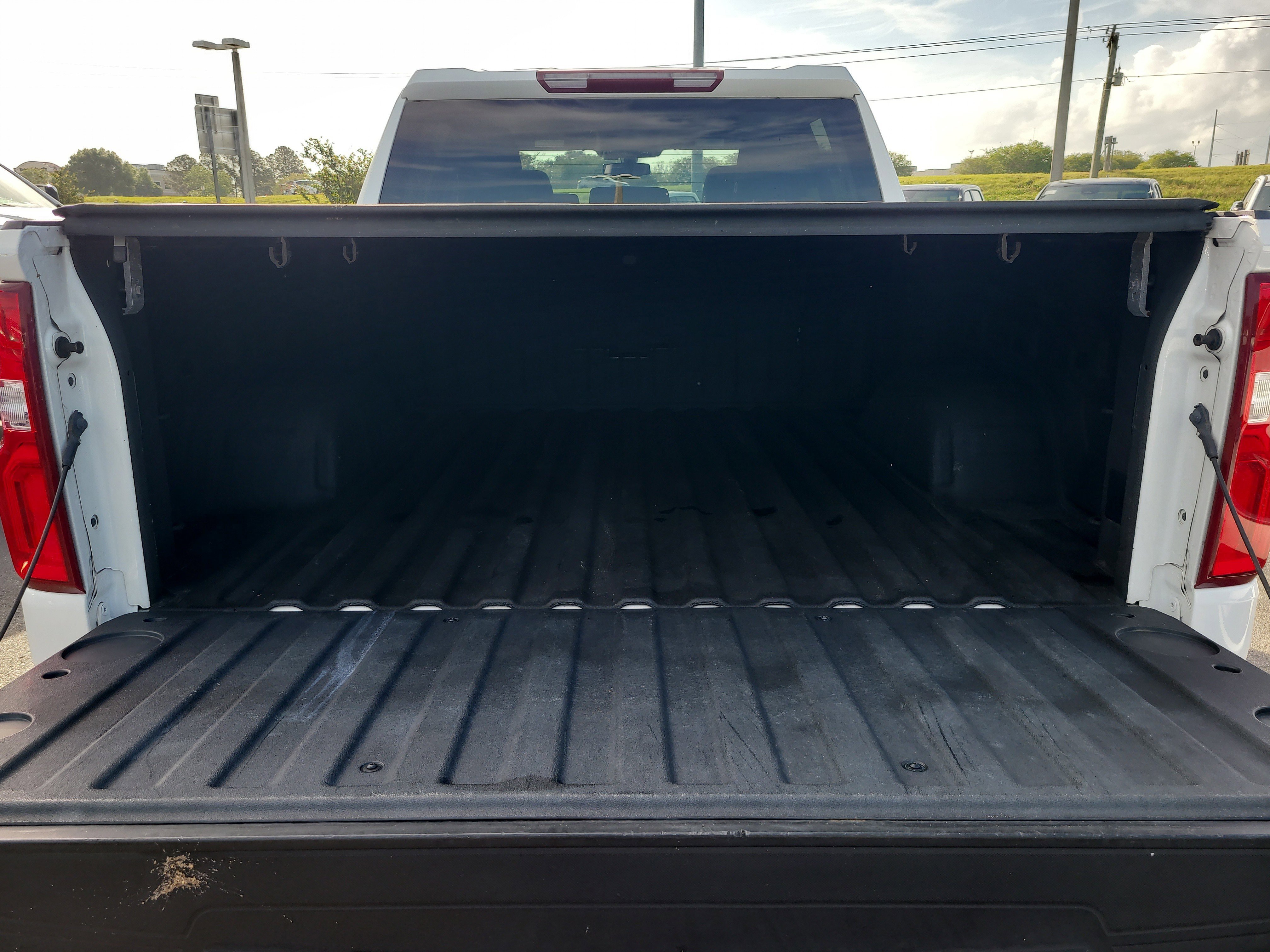 Used 2021 Chevrolet Silverado 1500 RST image 8