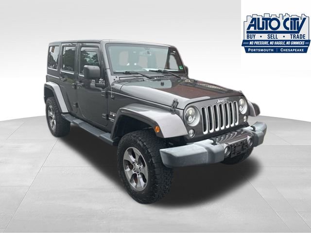 Used 2016 Jeep Wrangler Unlimited Sahara w/ Dual Top Group AWD/4WD image 32