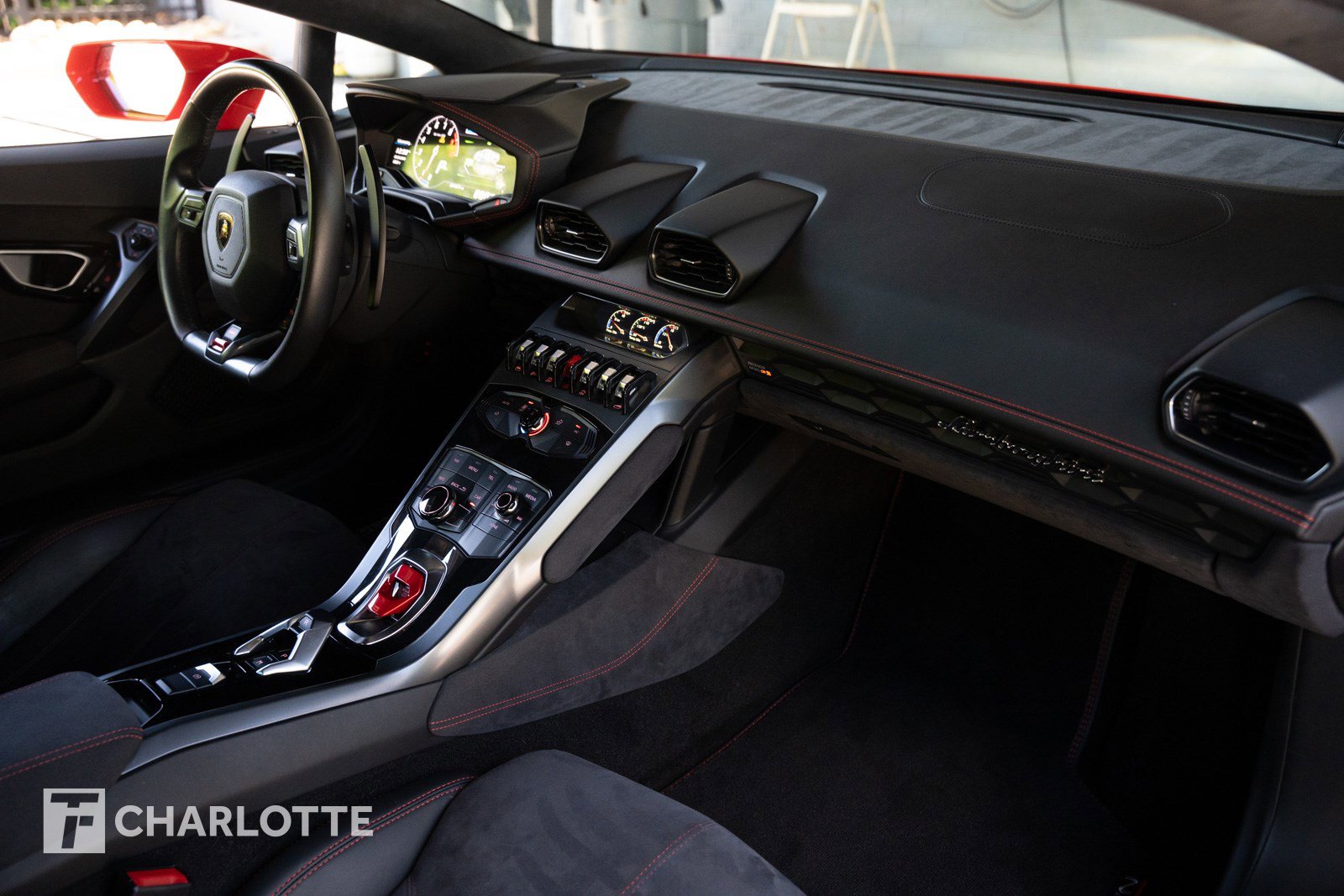 Used 2016 Lamborghini Huracan LP 580-2 RWD image 30