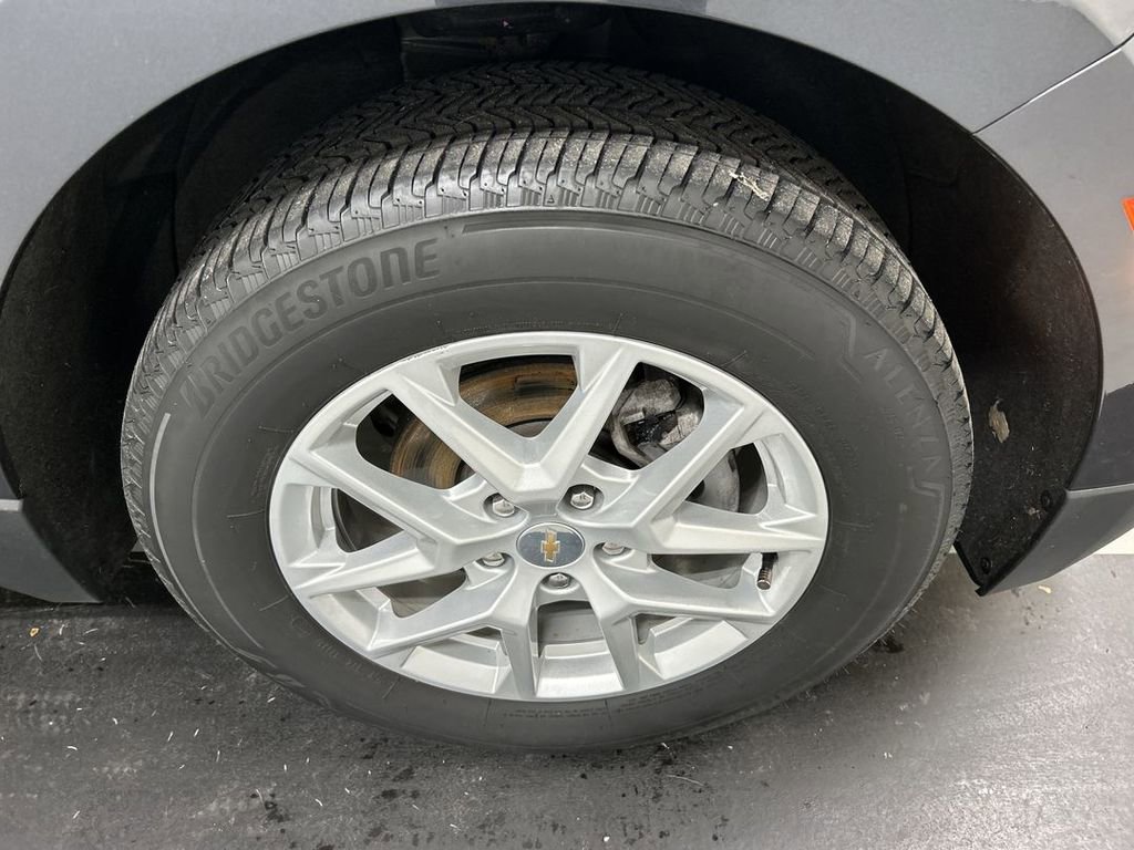 Used 2023 Chevrolet Equinox LT image 8