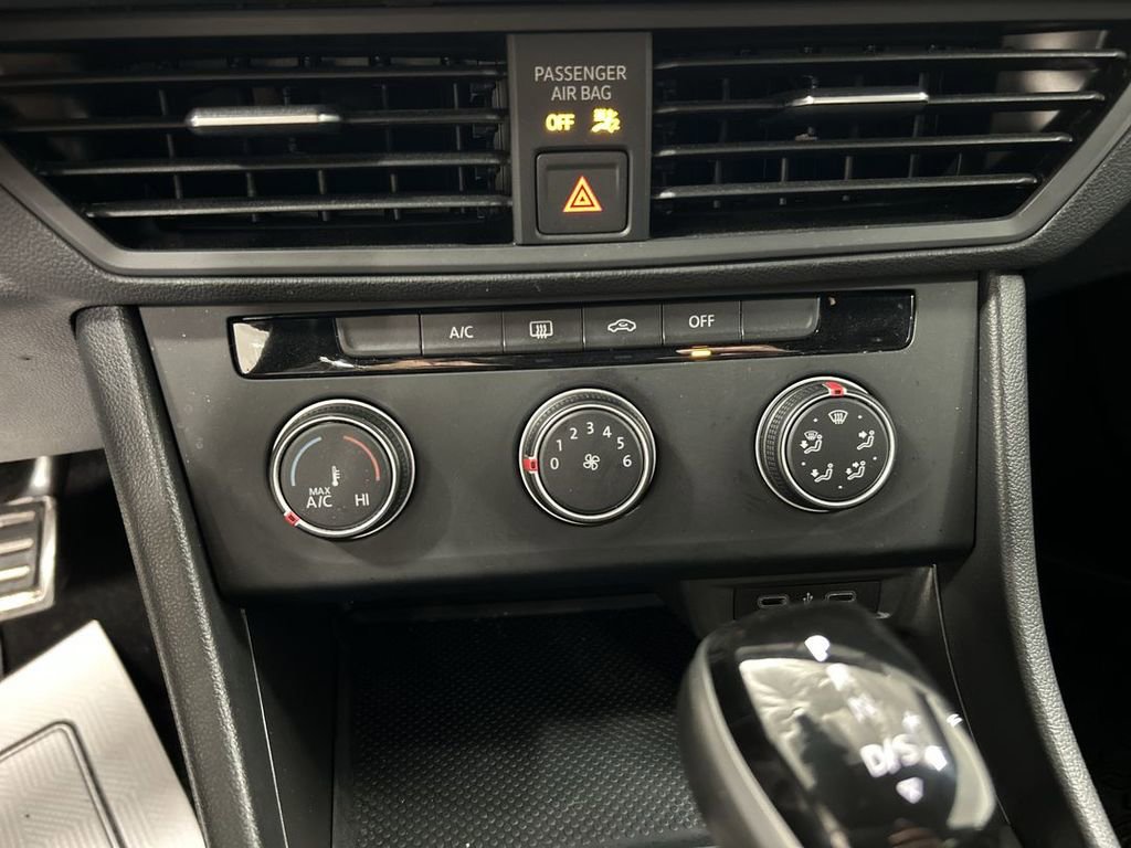 Certified 2023 Volkswagen Jetta Sport image 16