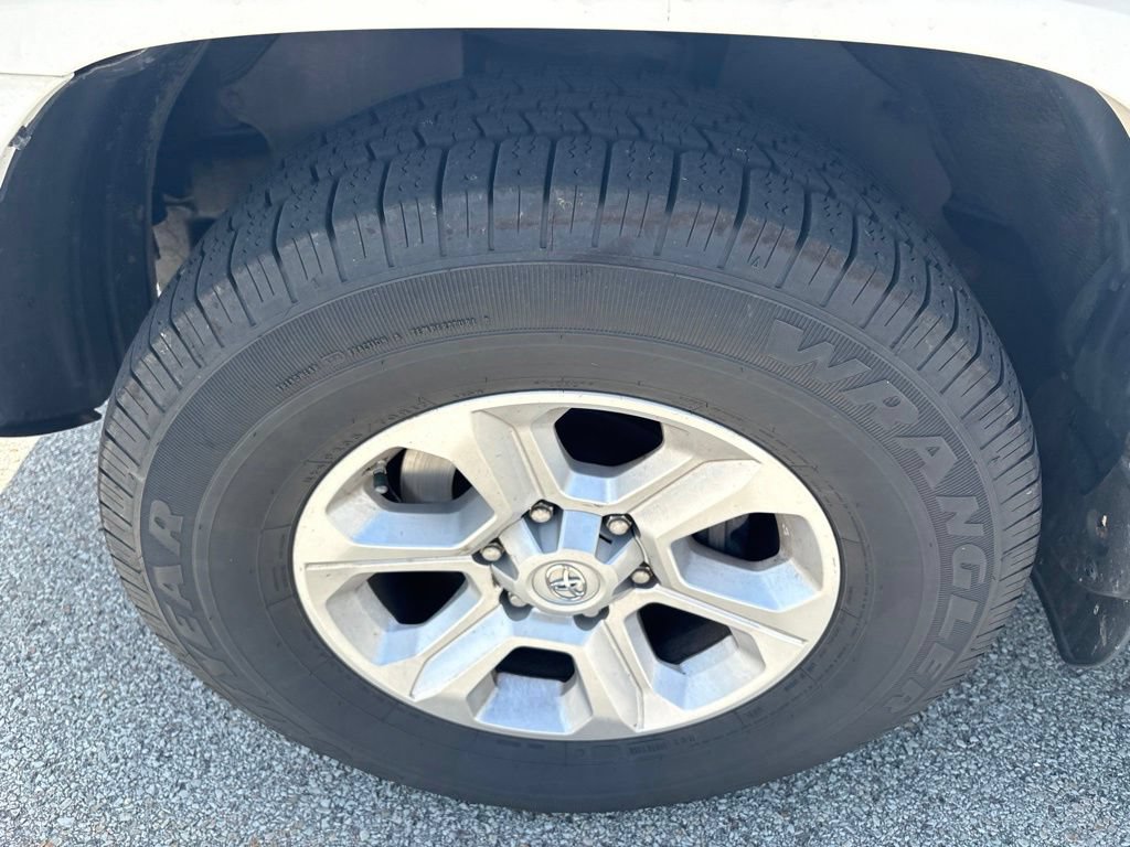 Used 2019 Toyota 4Runner SR5 AWD/4WD image 14