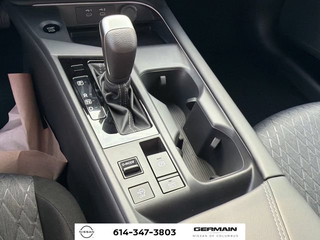 New 2026 Nissan Sentra SV w/ SV Convenience Package FWD image 24