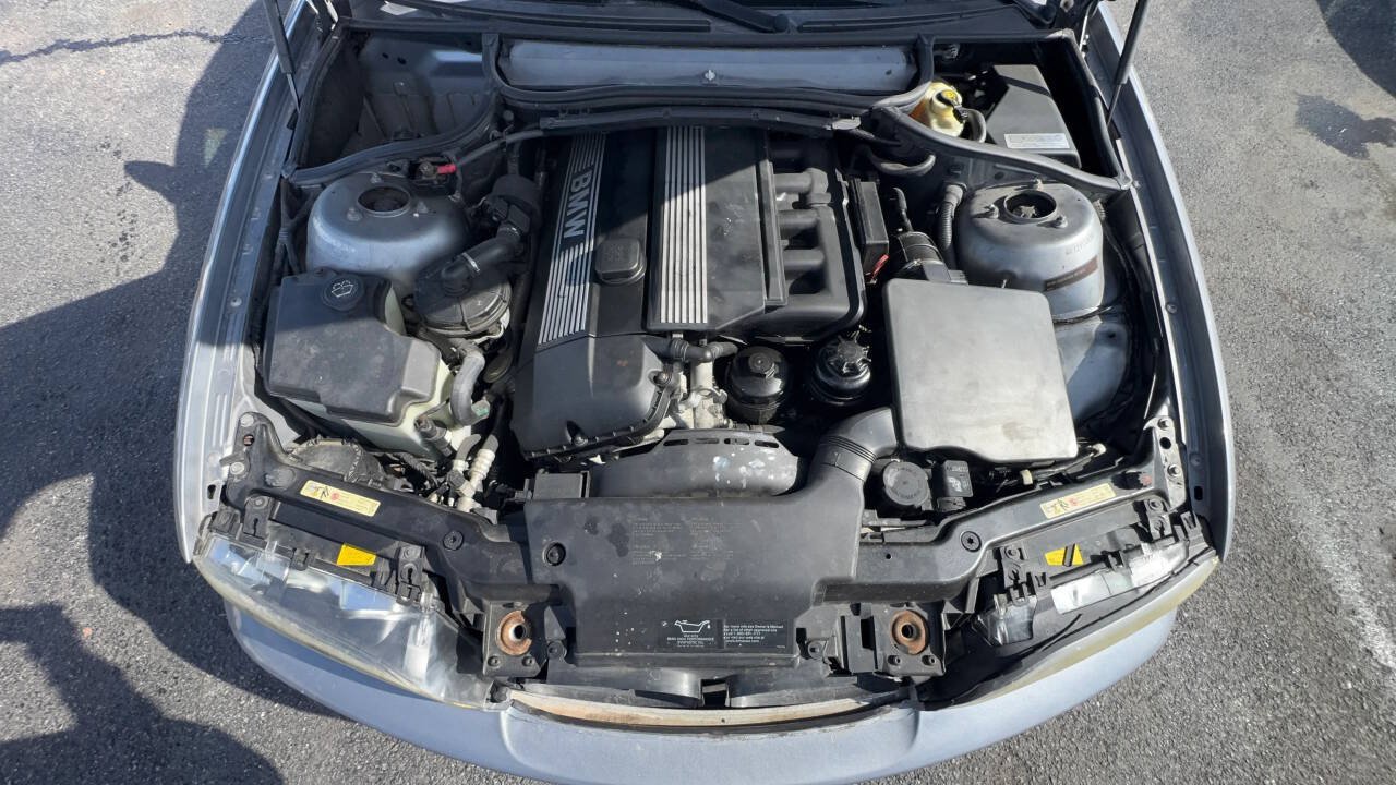Used 2005 BMW 325Ci Convertible RWD image 10
