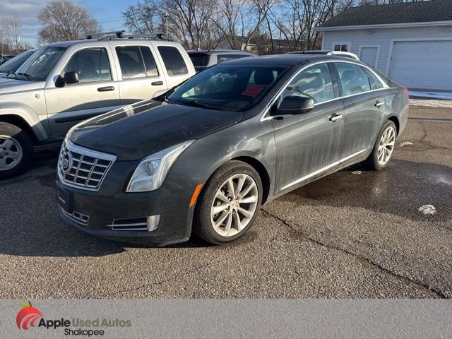 Used 2013 Cadillac XTS Premium image 2