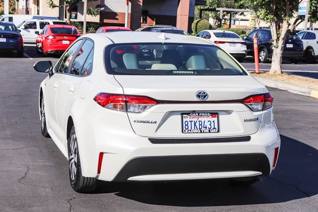 Used 2021 Toyota Corolla LE FWD image 13