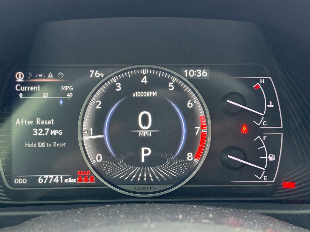 Used 2022 Lexus UX 200 w/ Premium Package FWD image 8