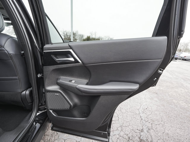 New 2026 Mitsubishi Outlander SE AWD/4WD image 13