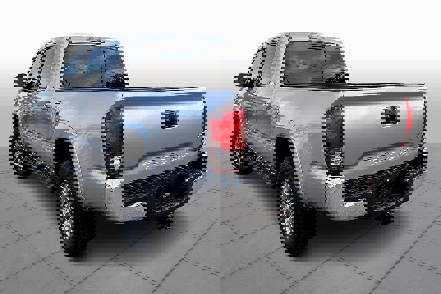 Used 2019 Toyota Tacoma SR5 image 11