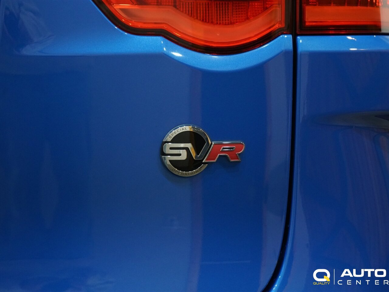 Used 2020 Jaguar F-PACE SVR image 7