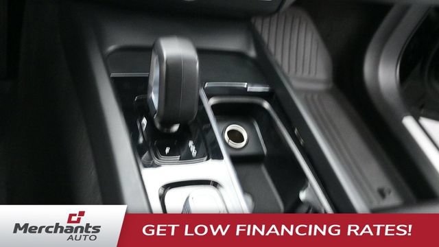 Used 2023 Volvo XC60 B5 Core AWD/4WD image 19