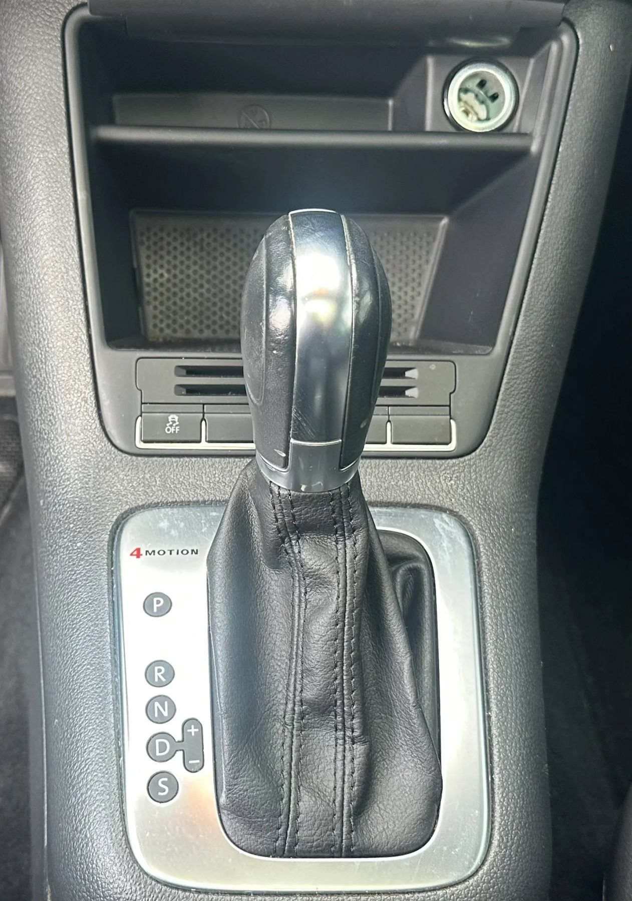Used 2012 Volkswagen Tiguan SE AWD/4WD image 21