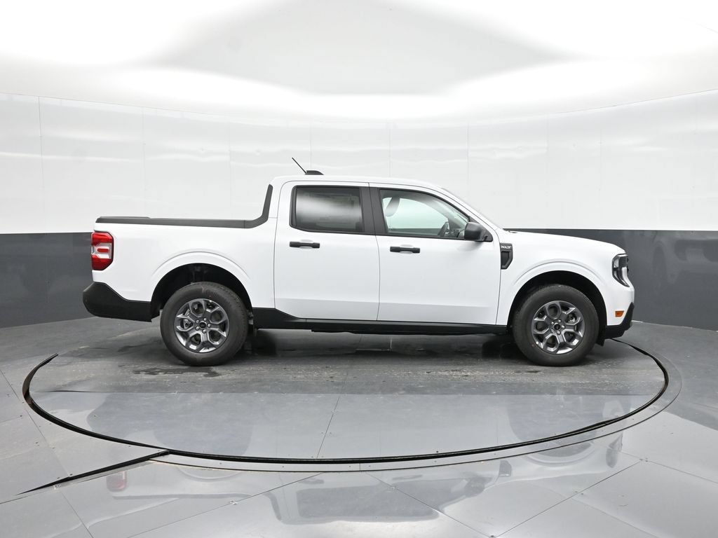 New 2026 Ford Maverick XLT FWD image 16