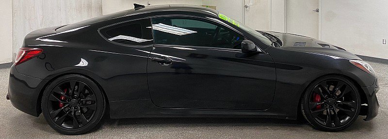 Used 2014 Hyundai Genesis 2.0T image 4