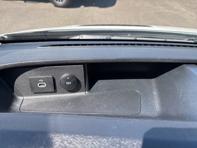 Used 2023 Ford Transit 350 DRW RWD image 22
