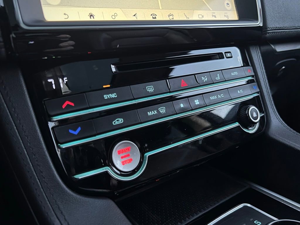 Used 2020 Jaguar F-PACE Prestige image 46