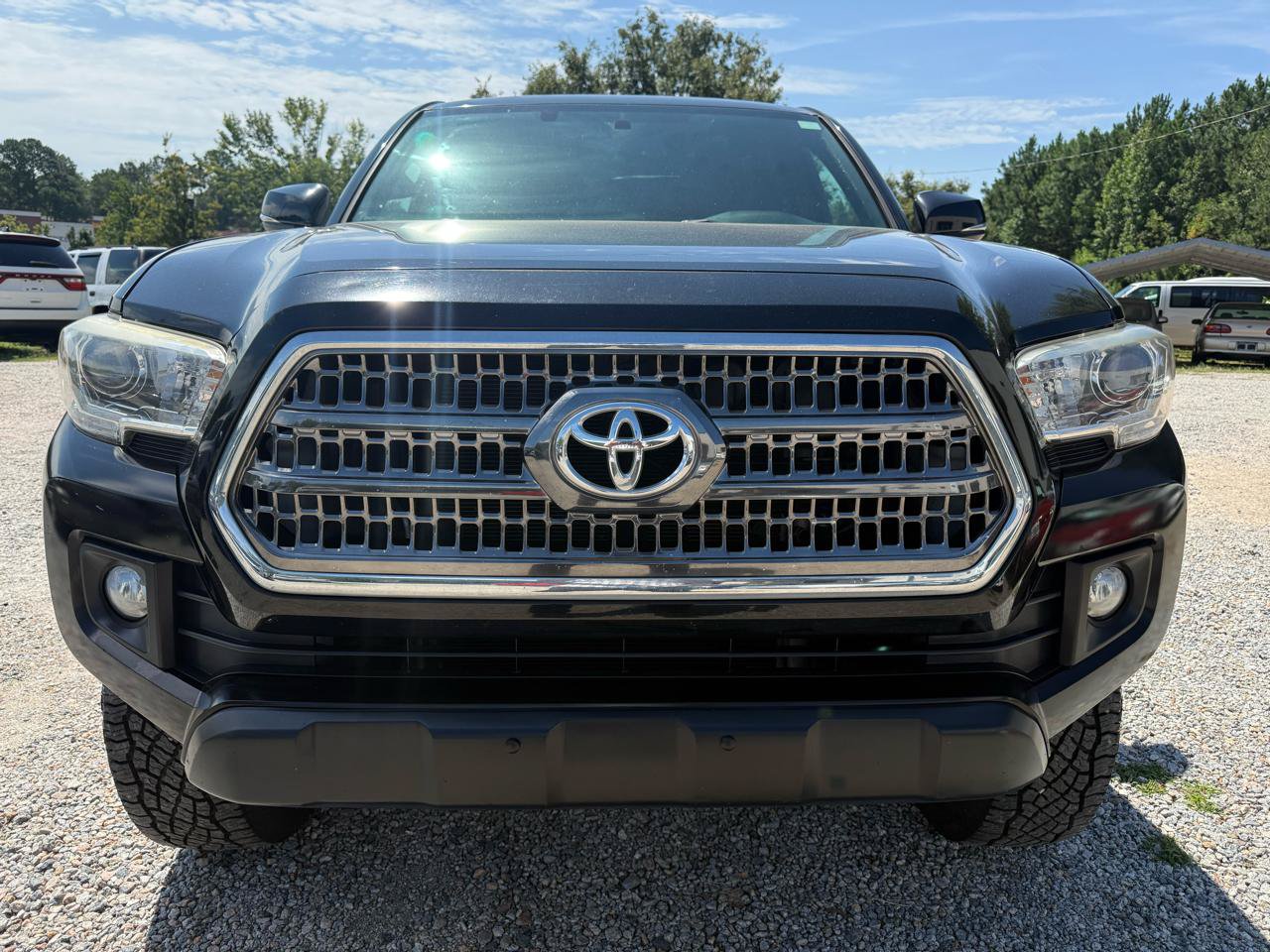 Used 2016 Toyota Tacoma TRD Off-Road w/ Towing Package RWD image 9