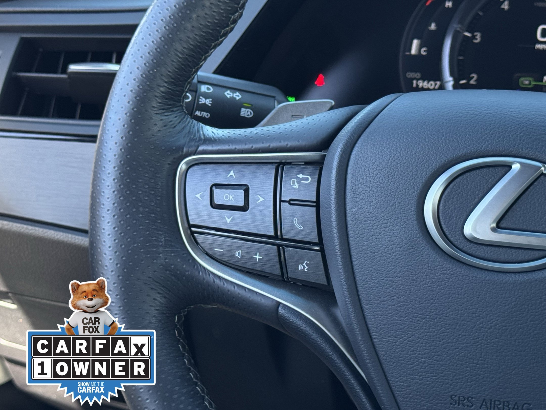 Used 2023 Lexus ES 350 F Sport w/ Accessory Package (Z2) FWD image 14