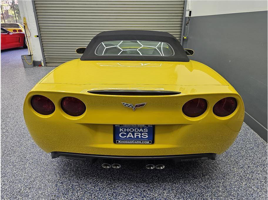 Used 2008 Chevrolet Corvette Convertible w/ Preferred Equipment Group image 4