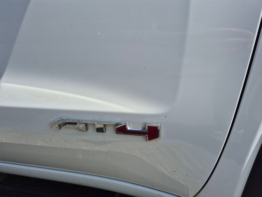 Used 2020 GMC Sierra 1500 AT4 w/ AT4 Premium Package image 13