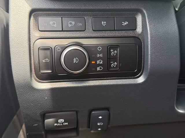 Used 2024 Ford F250 Lariat w/ Lariat Ultimate Package AWD/4WD image 32